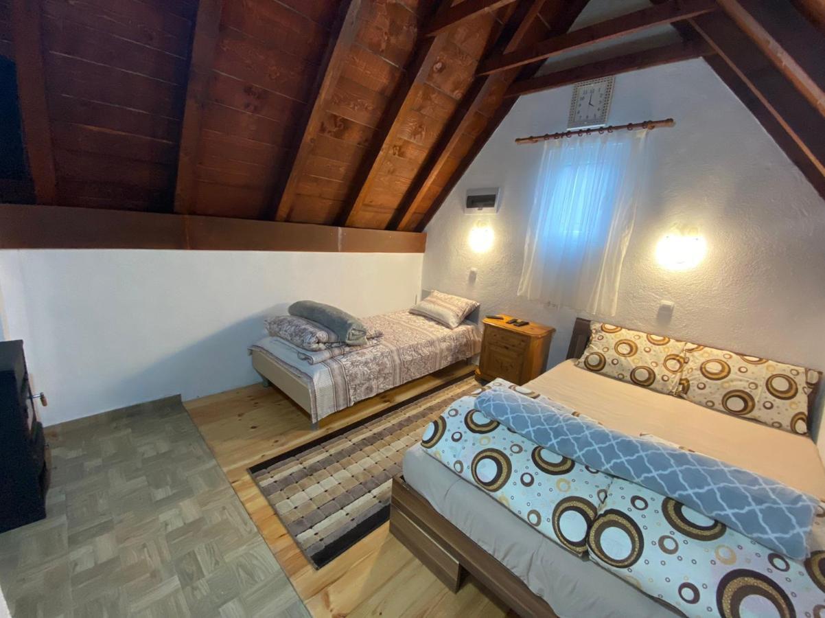 Rest&Peace Homes Mojkovac Luaran gambar